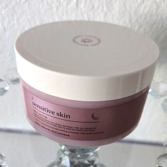 Sensitive Skin Body Butter • Colloidal Oatmeal • Bath & Body Works - Picture 4 of 6